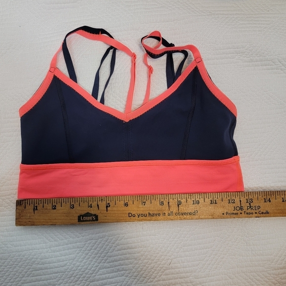 Lululemon Flip Your Dog Bra - Picture 11 of 12